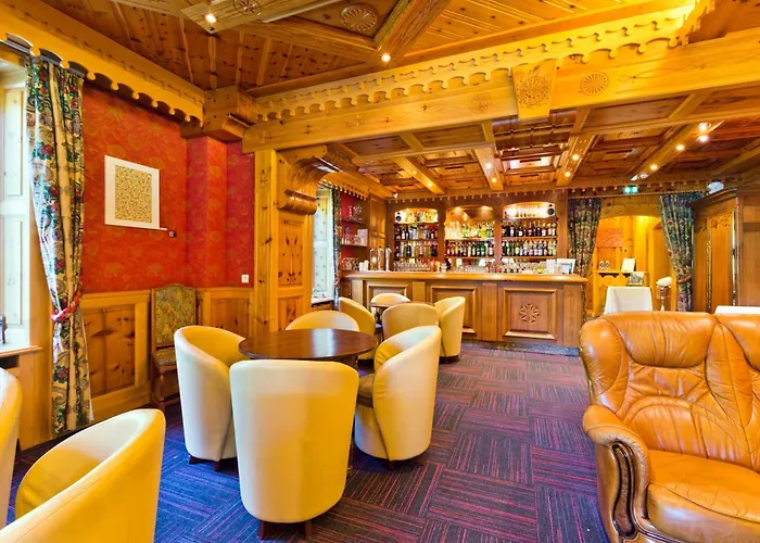 Hotel Aiguille Du Midi - & Restaurant 3*