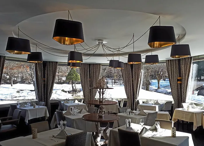 Aiguille Du Midi - & Restaurant Hotel