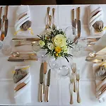 Hotell Aiguille Du Midi - & Restaurant 3*