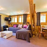 Aiguille Du Midi - & Restaurant Hotell